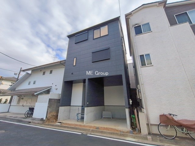 ���n�O�ώʐ^ �O�ρ��V������炵���n�܂�ꏊ�ŁA�Ƒ����J��[�߂�