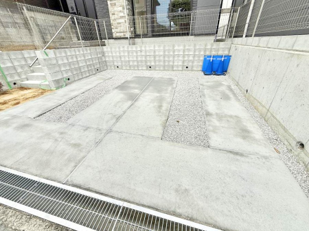  �O�ρ��J�[�X�y�[�X�L