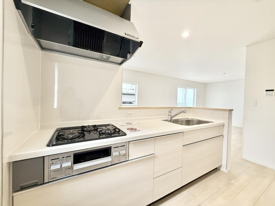 �L�b�`�� �������Ƒ����J��[�߂�A������̂���L�b�`��