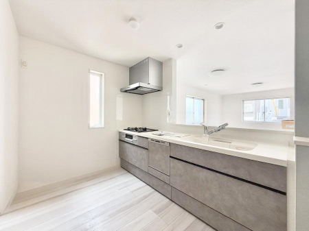 �L�b�`�� �������V���v���Ŕ������S�n�悢���Ԃ𐶂ރL�b�`�����