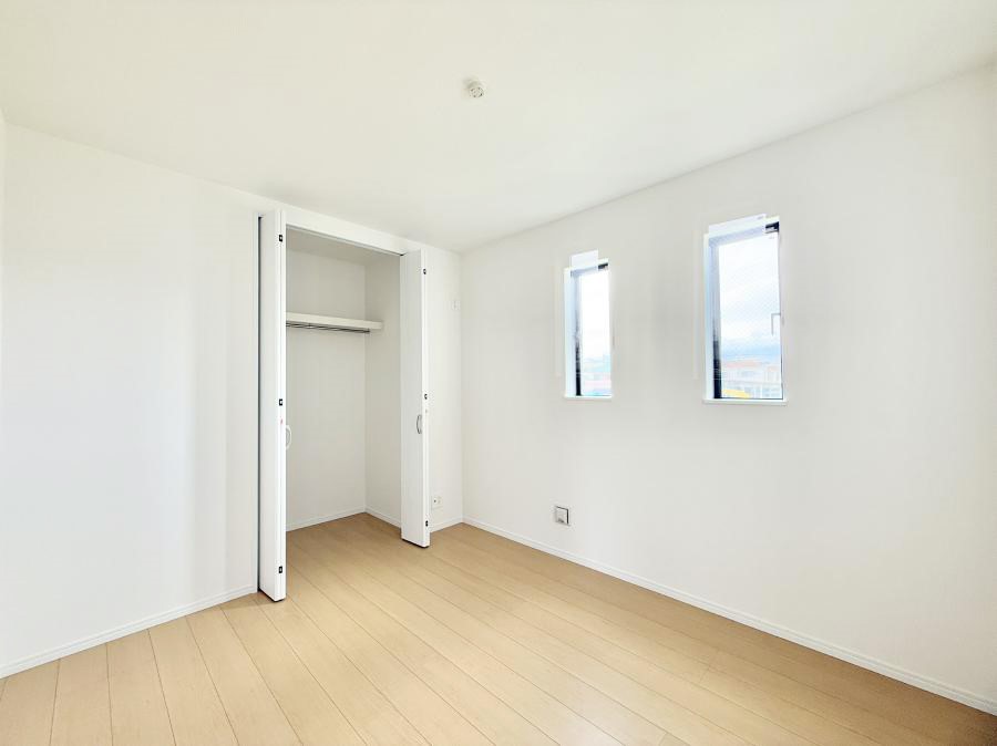 �q������ �������v���C�x�[�g��ԂƂ��ĐÂ��ŗ�������������񋟂��Ă���܂�