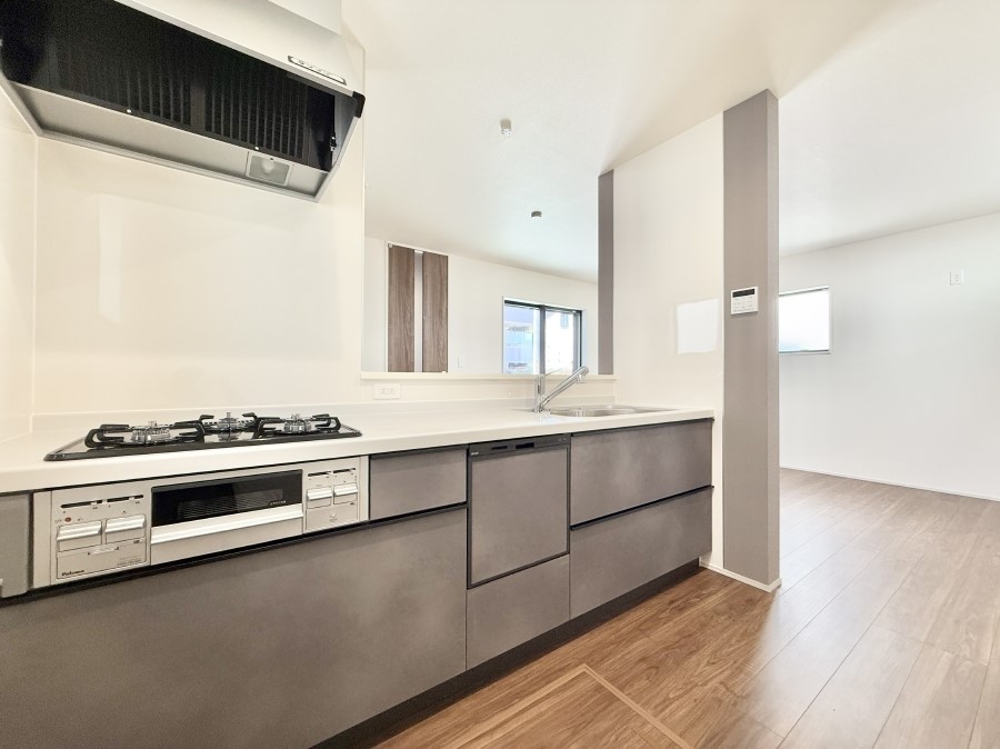 �L�b�`�� �������Ƒ����J��[�߂�A������̂���L�b�`��