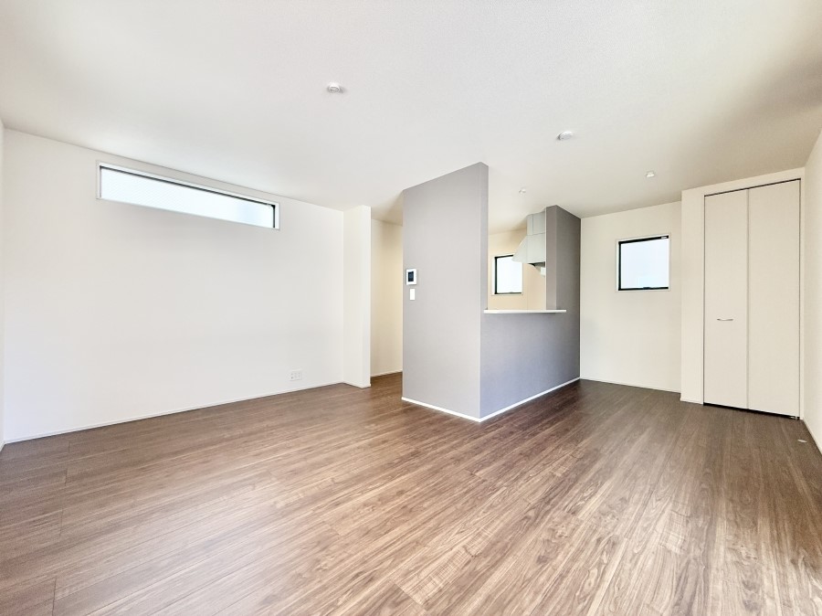 ���r���O ���������S�n�̂����A���z�̃��r���O