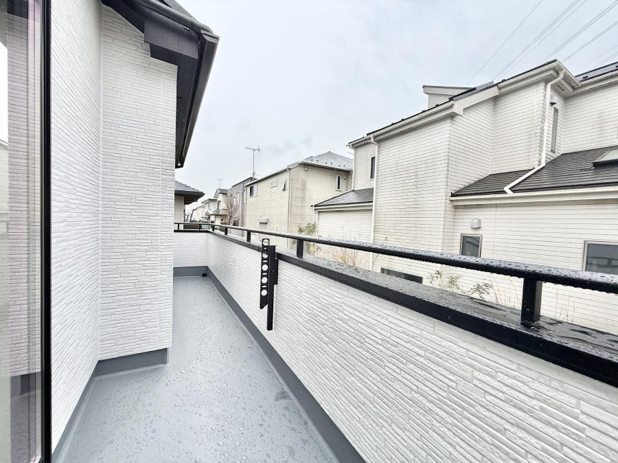 �o���R�j�[ ������ �G�߂̈ڂ낢����������J���I�ȋ�Ԃł�