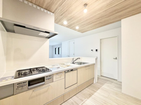 �L�b�`�� �������V���v���Ŕ������S�n�悢���Ԃ𐶂ރL�b�`�����