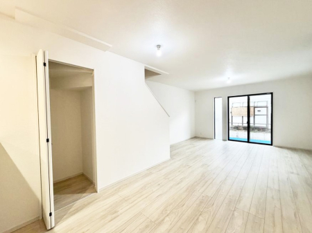 ���r���O ���������C�ɓ���̏ꏊ�ŁA�̂�т�Ƃ������Ԃ�