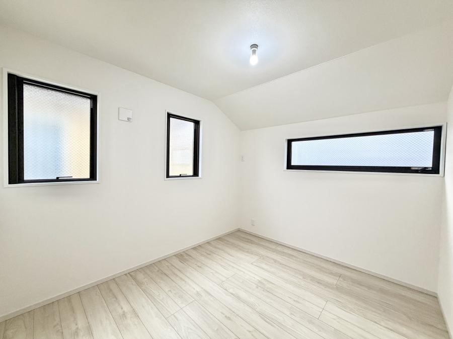 �q������ �������v���C�x�[�g��ԂƂ��ĐÂ��ŗ�������������񋟂��Ă���܂�