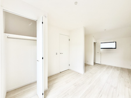 ���̑����� �������D��ŉ��₩�Ȏ��Ԃ��������