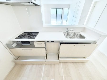 �L�b�`�� �������Ƒ����J��[�߂�A������̂���L�b�`��