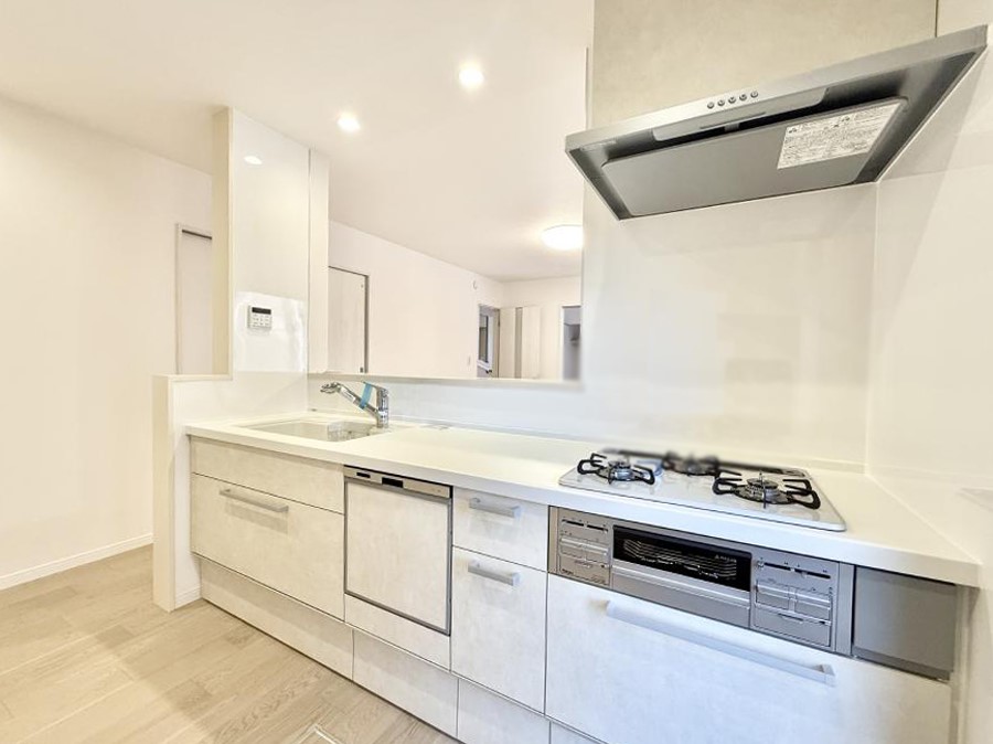 �L�b�`�� �������V���v���Ŕ������S�n�悢���Ԃ𐶂ރL�b�`�����