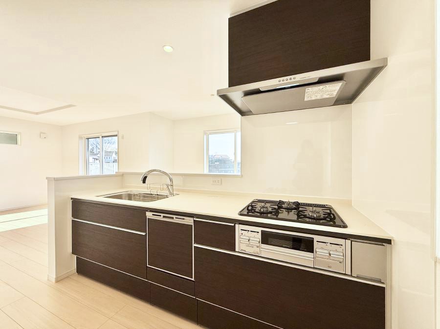 �L�b�`�� �������Ƒ����J��[�߂�A������̂���L�b�`��