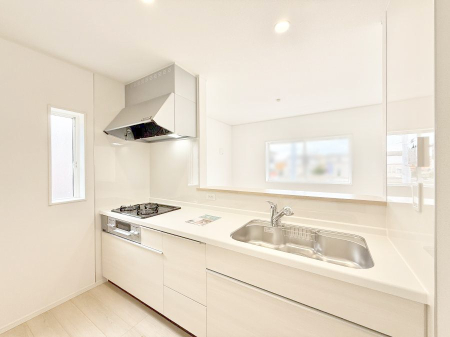 �L�b�`�� ���������y���݂ƐH�ׂ�K����͂���L�b�`��