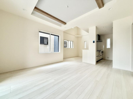 ���r���O ���������R�Ɖ�b�����܂��A�S�n�悢�ЂƂƂ�