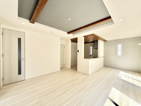 ���r���O �������S���������ꏊ�A�������߂����郊�r���O