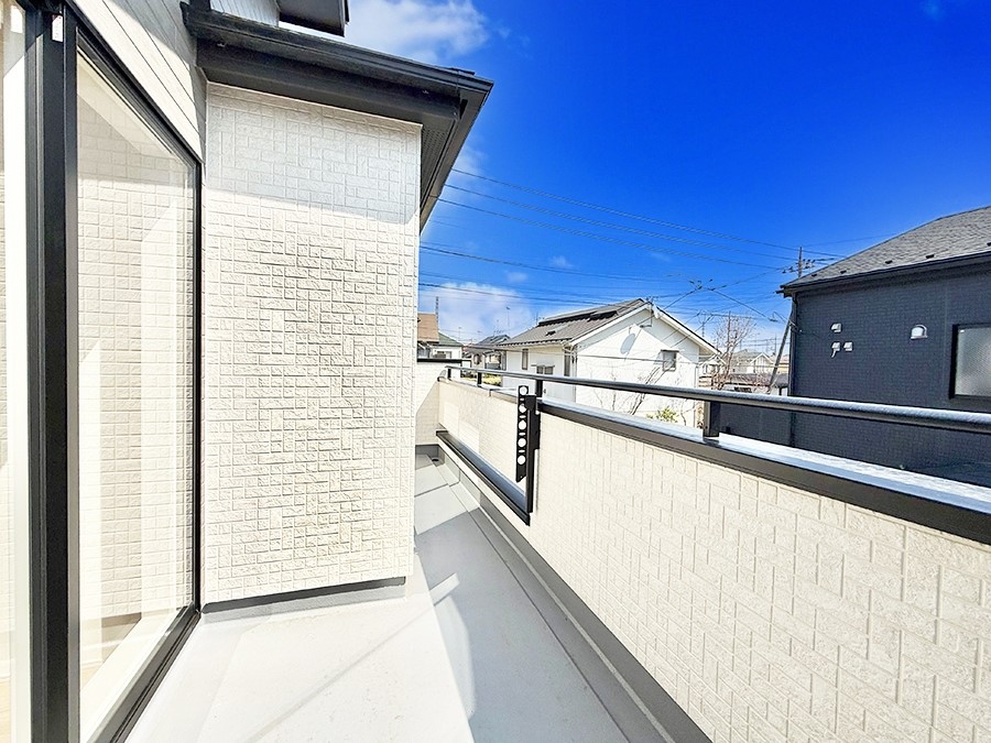 �o���R�j�[ ������ �G�߂̈ڂ낢����������J���I�ȋ�Ԃł�