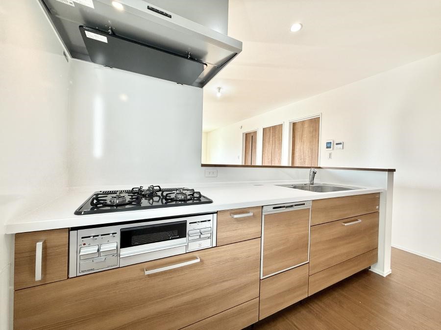 �L�b�`�� �����������������Ɗy�����Ȃ�A���K�ȃL�b�`�����