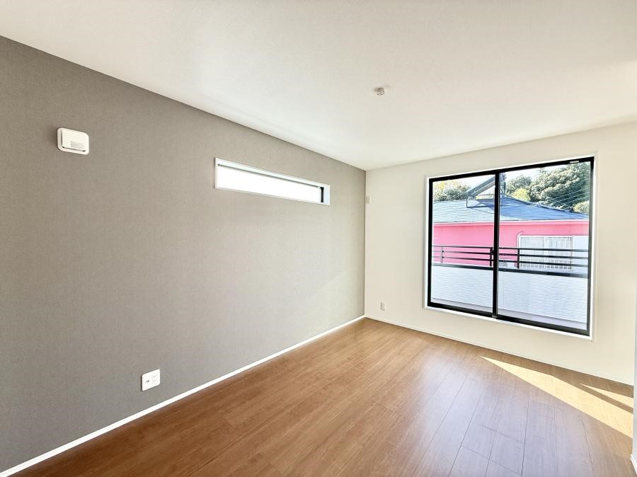 �Q�� ���������̔z�u��ʋC���̗ǂ��݌v�ŕ����̋�C�������炸�A��ɐV�N�ȋ�C������܂�