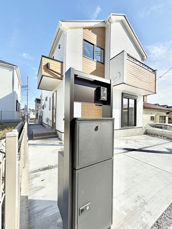 ���� �O�ρ� �V���v���Ŕ������A�Z�܂��̑���ۂ��ʂ錺�ւł�