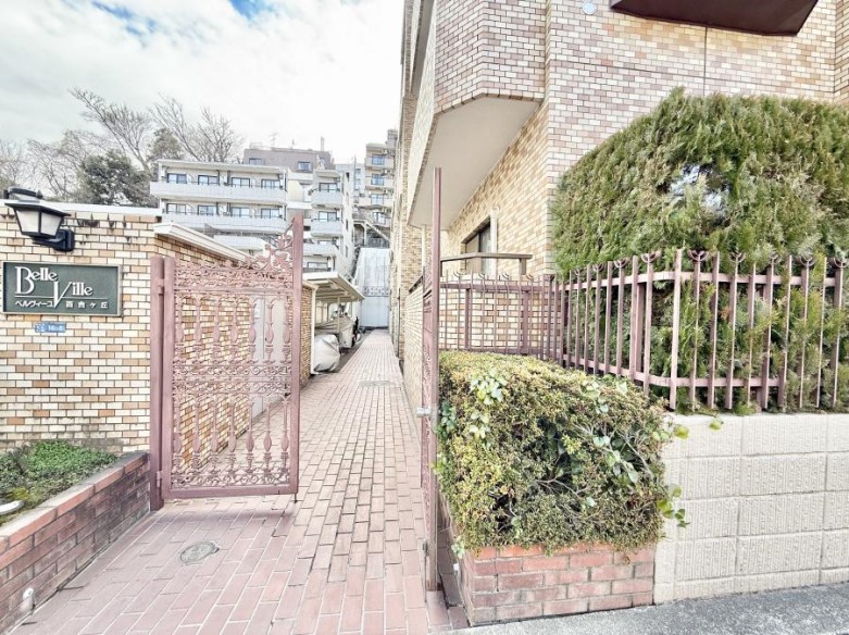 �G���g�����X �O�ρ��������������͋C�̃G���g�����X���Z�܂������������}���܂�