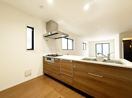 �L�b�`�� �������Ƒ����J��[�߂�A������̂���L�b�`��