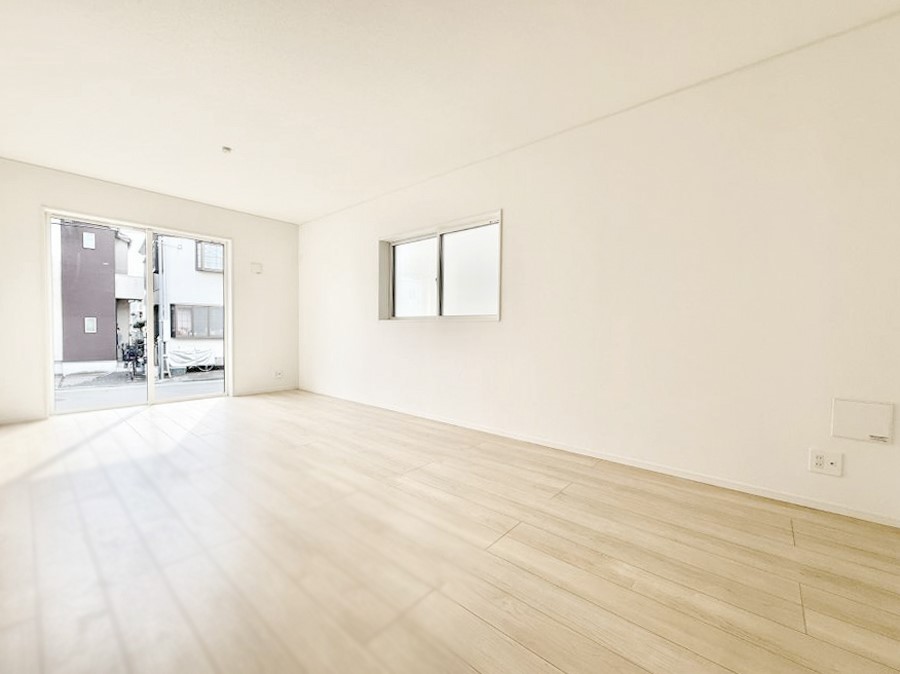 ���r���O ���������R�Ɖ�b�����܂��A�S�n�悢�ЂƂƂ�