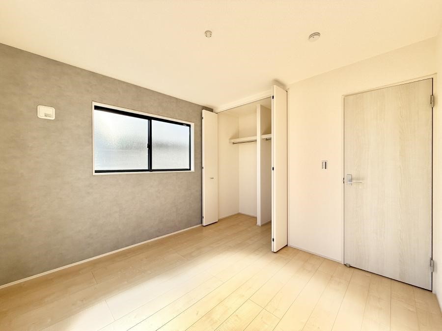 �q������ �������v���C�x�[�g��ԂƂ��ĐÂ��ŗ�������������񋟂��Ă���܂�