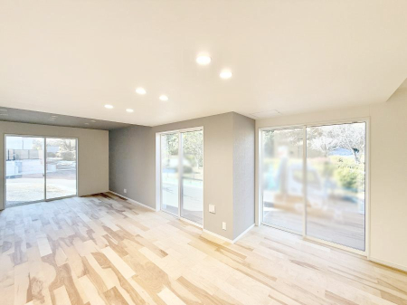 ���r���O ���������ƕ���������A�����b�N�X�ł�����