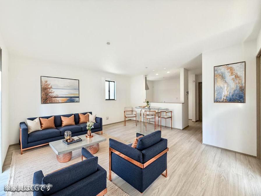 ���r���O ����