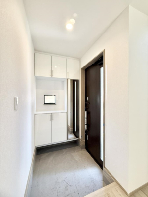 ���� ����