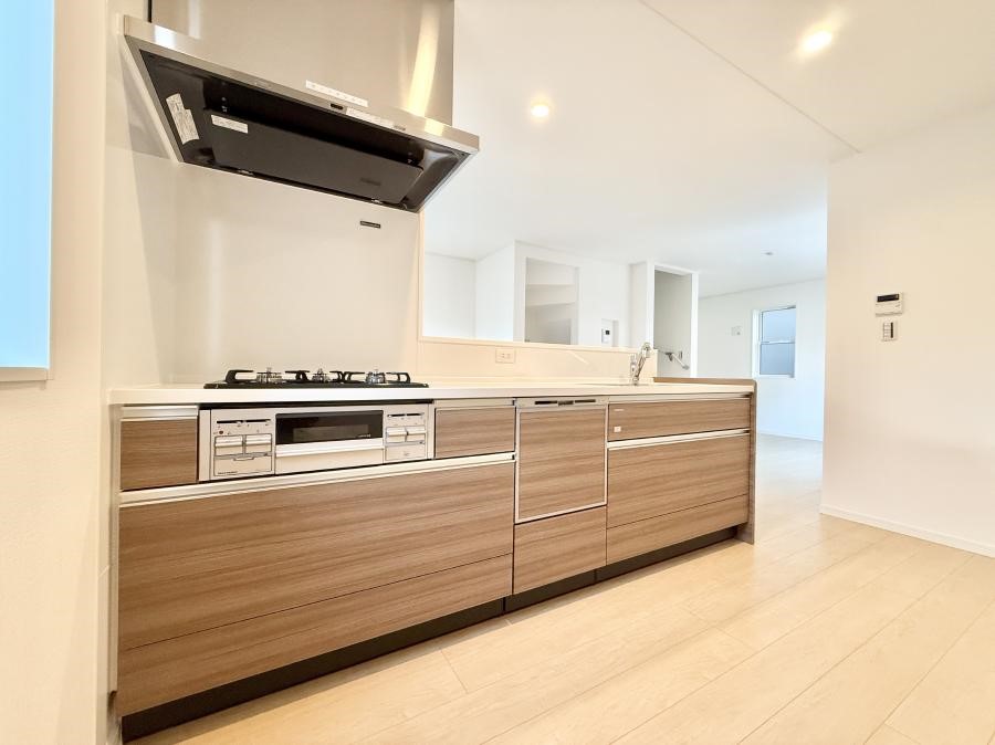 �L�b�`�� �������V���v���Ŕ������S�n�悢���Ԃ𐶂ރL�b�`�����