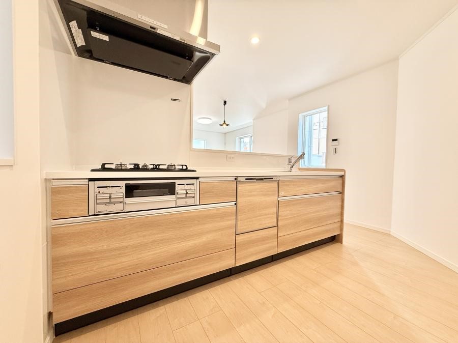 �L�b�`�� �������Ƒ����J��[�߂�A������̂���L�b�`��