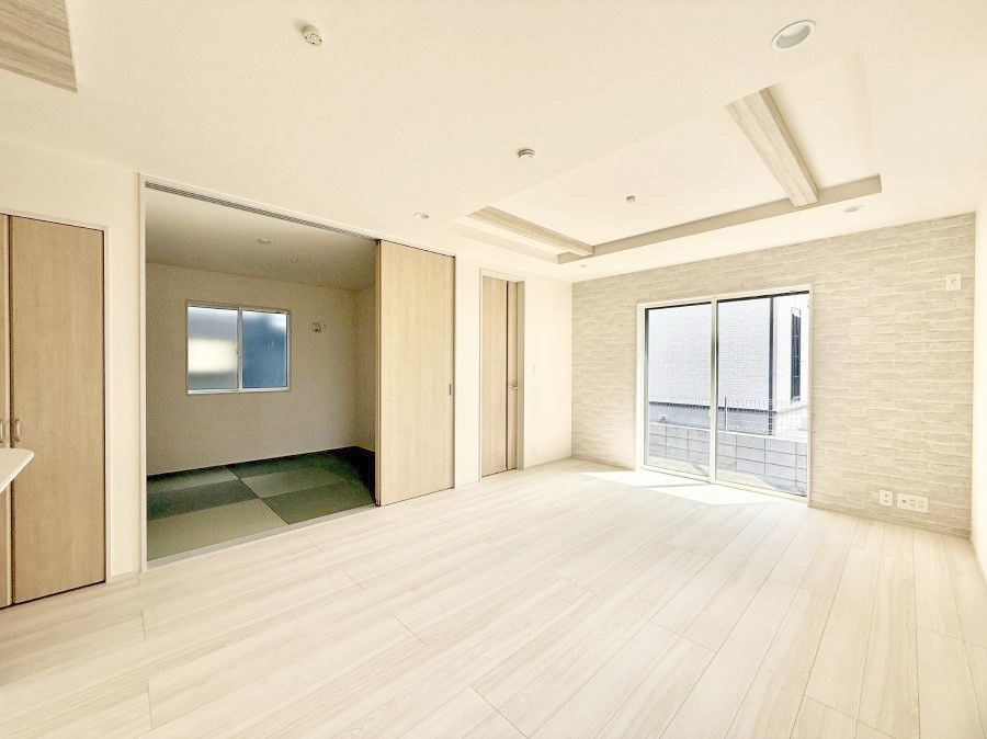 ���r���O ���������R�Ɖ�b�����܂��A�S�n�悢�ЂƂƂ�