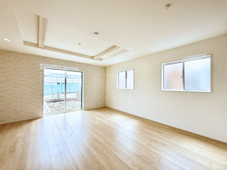 ���r���O ���������R�Ɖ�b�����܂��A�S�n�悢�ЂƂƂ�