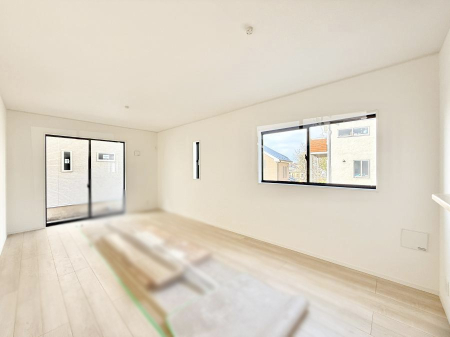 ���r���O ���������났�ƏΊ炪�W�܂�A�S���܂郊�r���O