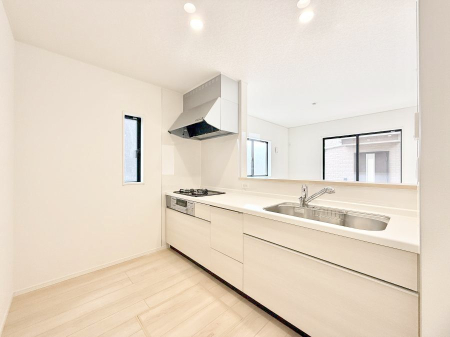 �L�b�`�� ���������y���݂ƐH�ׂ�K����͂���L�b�`��