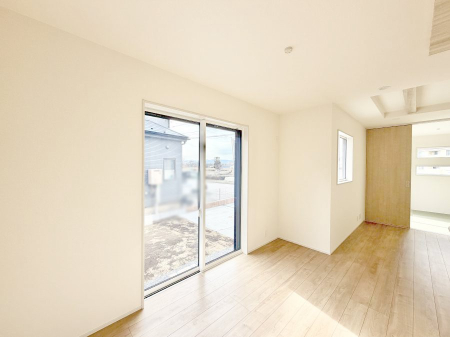 ���r���O ���������R�Ɖ�b�����܂��A�S�n�悢�ЂƂƂ�