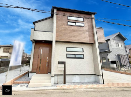 ���n�O�ώʐ^ �O�ρ��V������炵���n�܂�ꏊ�ŁA�Ƒ����J��[�߂�