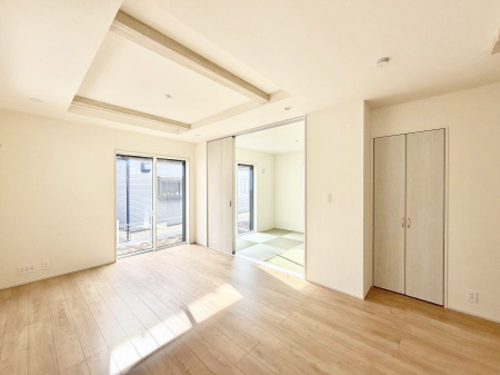 ���̑����� �������Ƒ��̏Ί炪���ӂ��A���났�̋��