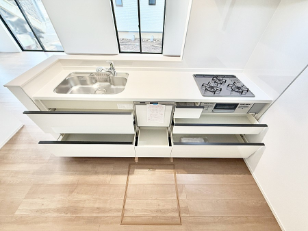 �L�b�`�� �����������������Ɗy�����Ȃ�A���K�ȃL�b�`�����