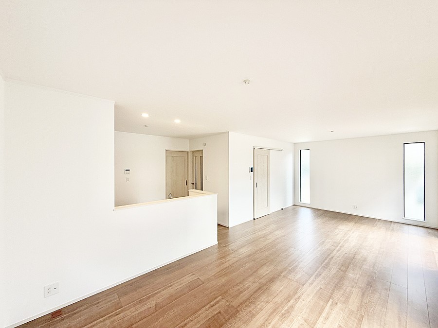 ���r���O ���������R�Ɖ�b�����܂��A�S�n�悢�ЂƂƂ�