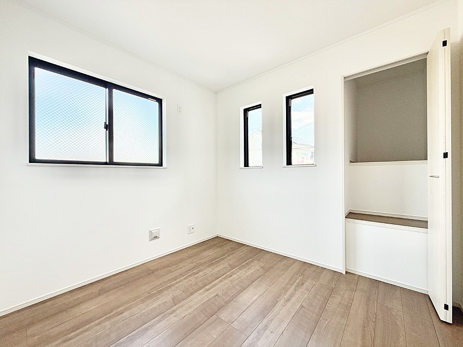 �Q�� ���������̔z�u��ʋC���̗ǂ��݌v�ŕ����̋�C�������炸�A��ɐV�N�ȋ�C������܂�