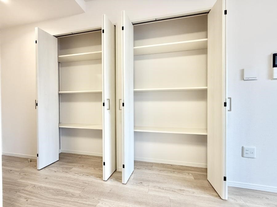 ���[ ����