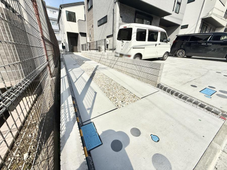  �O�ρ��J�[�X�y�[�X�L