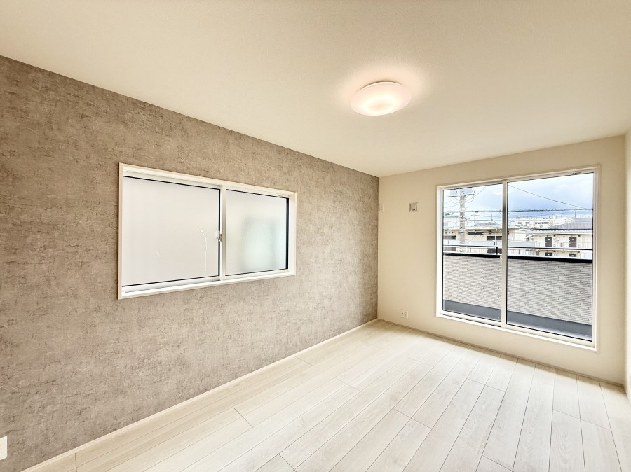 ���̑����� 1����  �������������F�����̂������ŉ��₩�Ȏ��Ԃ��y���߂܂�