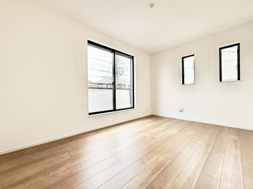 �Q�� ���������̔z�u��ʋC���̗ǂ��݌v�ŕ����̋�C�������炸�A��ɐV�N�ȋ�C������܂�