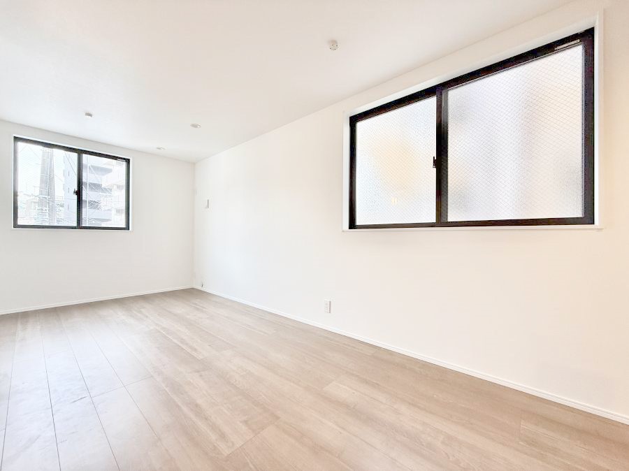 ���̑����� �������Ƒ��̏Ί炪���ӂ��A���났�̋��