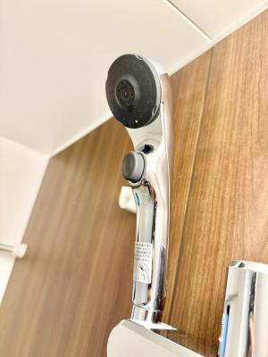 ���̑����� �ݔ����茳�ŊȒP�Ɏ~���ł��邽�߁A���̖��ʌ��������炷���Ƃ��ł��܂��B