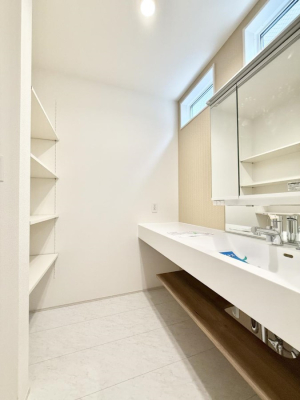 ���ʑ�E���ʏ� �������Ƒ��݂�Ȃ��g���₷���z�u�ł�