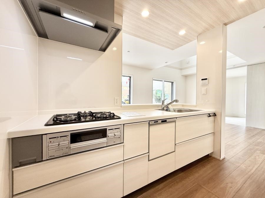 �L�b�`�� �������Ƒ��ƂȂ���A�R�~���j�P�[�V�����̏�