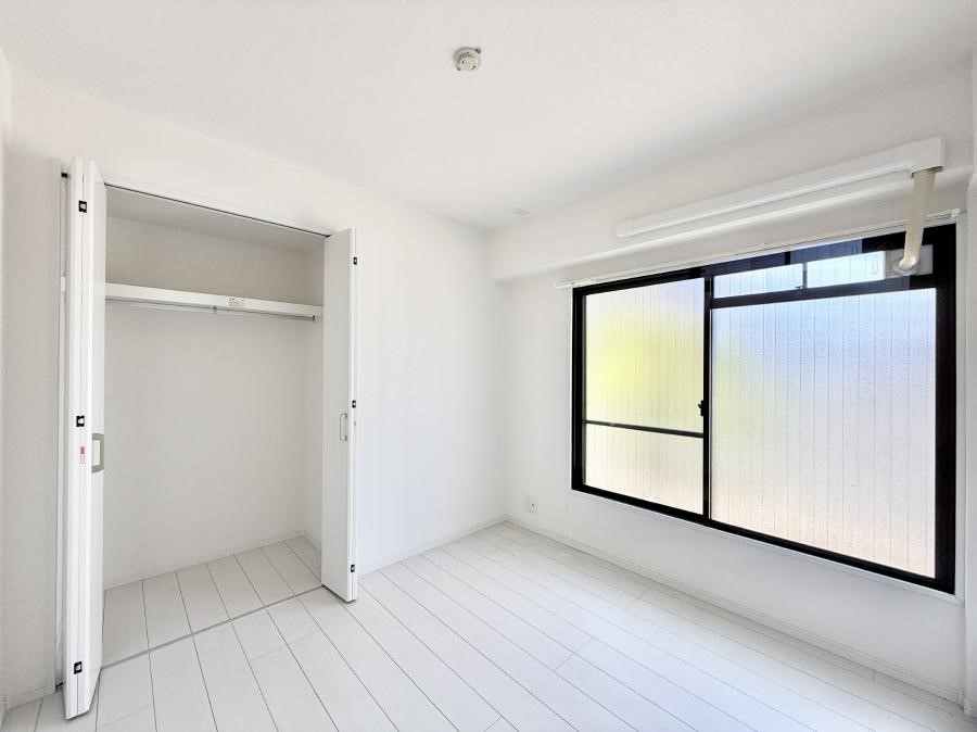 �q������ �����������̍D�݂ɍ��킹���C���e���A�𐮂��₷�����𔽉f�ł���ꏊ�ł�